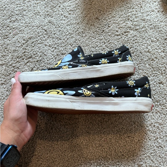 Flower smile vans - Picture 6 of 6